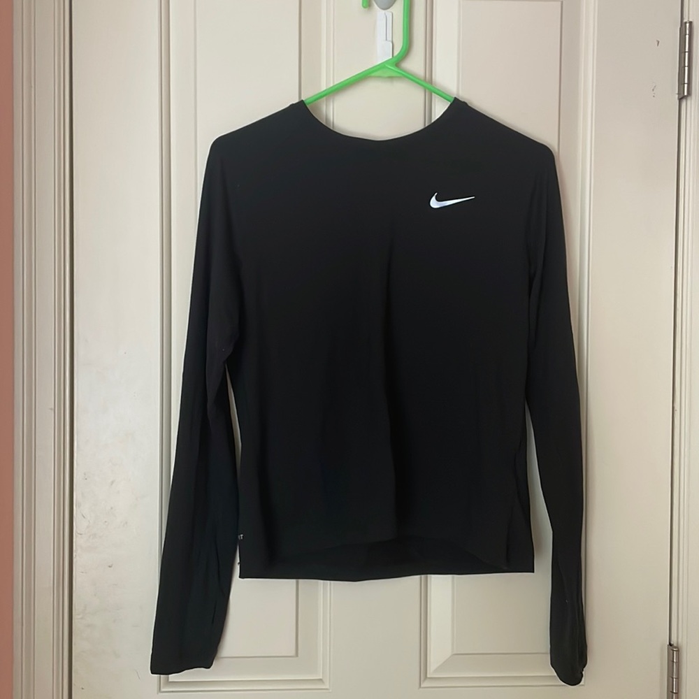 long sleeve nike black top